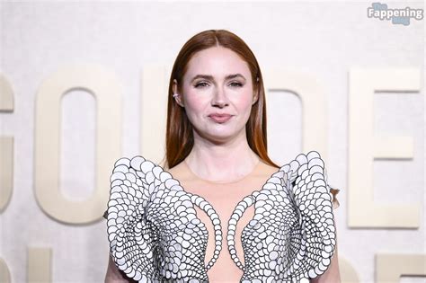 karen gillan nude sex|Top 35: Karen Gillan Nude & Sexiest Tits Pictures (2024)